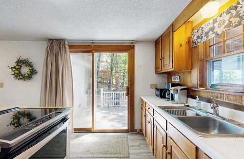 Freedom House | Lakefront home with views, water access for boating & swimming