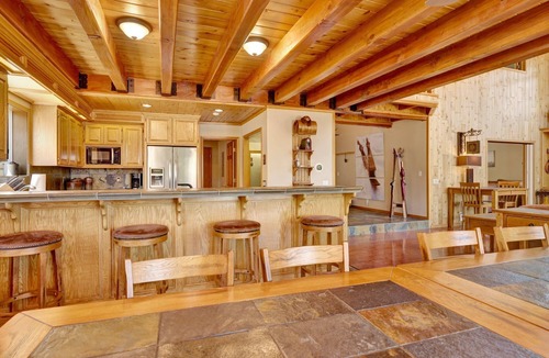 Big Bear Lake Cabin | Lakefront Village Castle #2312