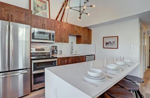Warrior's Mark Apartment | Lances West 13 Condo