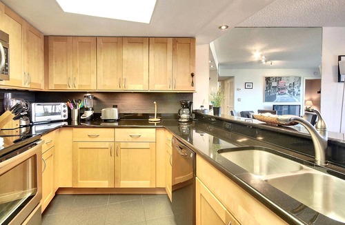 Sunset Beach Condo | Land's End 402 building 1 TOP floor|Across Pool and Hot tub|Amazing remodel!