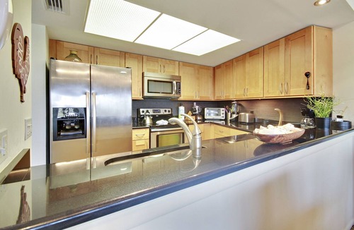 Sunset Beach Condo | Land's End 402 building 1 TOP floor|Across Pool and Hot tub|Amazing remodel!