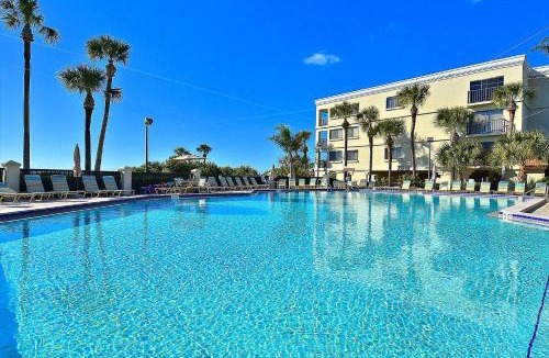 Sunset Beach House | Land's End 8-401 Beach Front