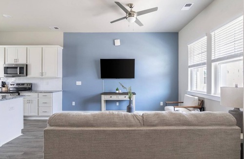 Longs Apartment | Landing | Amazing 2BD, Gym