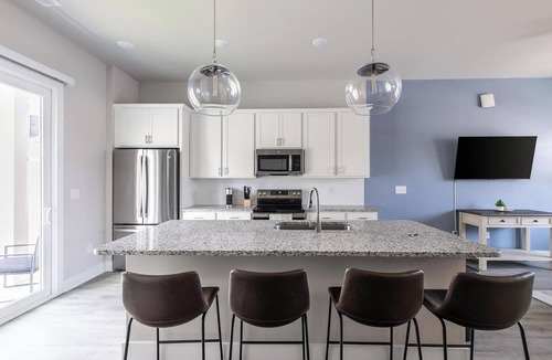Longs Apartment | Landing | Amazing 2BD, Gym