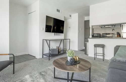 Winston - Salem Apartment | Landing | Beautiful Studio, Pool, Clubhouse