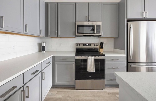 Broomfield Apartment | Landing | Incredible 2BD, Yoga Studio, Gym