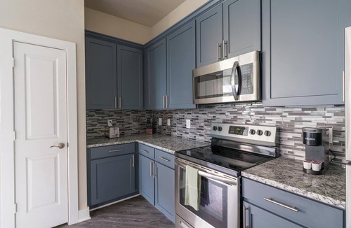 Nassau Bay Apartment | Landing | Modern 1BD, Gym, Clubhouse