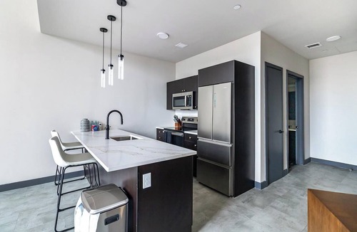 Downtown Hartford Apartment | Landing | Spectacular 1BD in Downtown Hartford