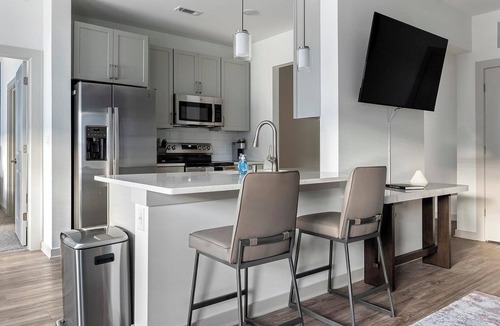 Longs Apartment | Landing | Stylish 1BD, Gym, Pool
