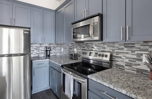 Nassau Bay Apartment | Landing | Stylish 1BD, Clubhouse, Yoga Studio