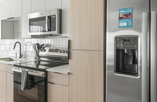 Chapel Hill Apartment | Landing | Stylish Studio, Game Room, Courtyard