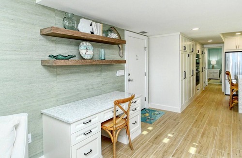Longboat Key Condo | LaPlaya 206C-Gorgeous vistas of the Gulf!