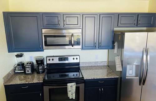 Treasure Island Condo | Large 2 Bedroom, 2 Bathroom Beach Condo - w/Beach, Household, Cleaning Supplies