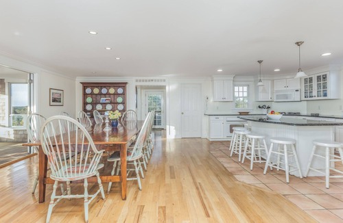 Polpis House | Large beautiful home near Quidnet Beach