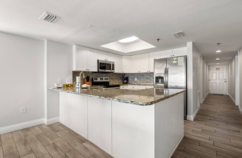 Madeira Beach Condo | 🌊 Las Brisas #407 — Spacious 3BR Gulf Front Condo with Balcony & Beach Views