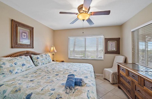 Longboat Key Apartment | Las Hermanas 3