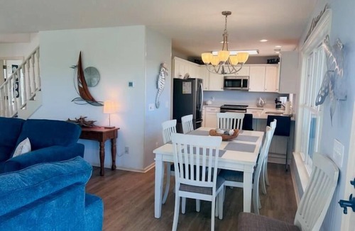 Holden Beach House | Libby's Lookout: Spacious 4-bedroom retreat near the beach in Holden Beach, NC.
