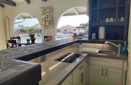Hawaii Kai House | Life on the Water Hawaii