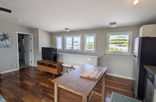 Coconut Grove Apartment | Light and breezy Kailua apartment