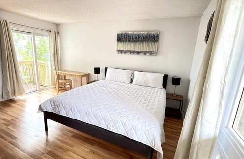 Little River Apartment | LR2 Bay Tree great studio + pool in Little River
