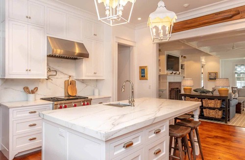 Katama House | Luxurious New Gambrel With Pool