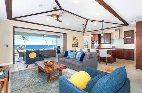 Keauhou House | 🌴Luxurious Oceanfront Home on Golf Course - Paradise Awaits - Holua Kai 7061🌴