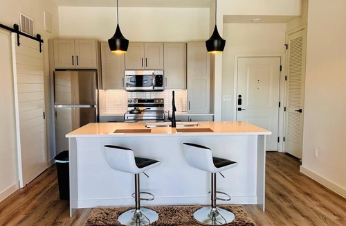 Gruene Apartment | Luxurious Stay at Gruene