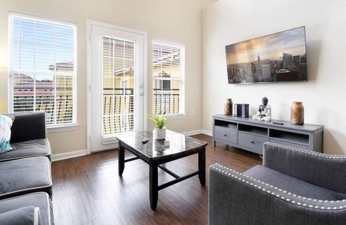 Port Tampa City Apartment | Luxury 3/2 Loft with Pool - Extended Stay Welcomed