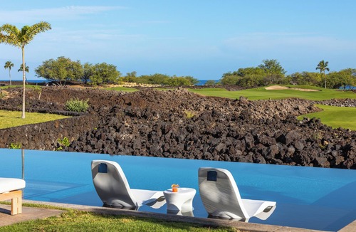 Waikoloa House | Luxury 5BR One Ocean Estate (OE12) at Mauna Lani – Lanai, Great Room & Pool
