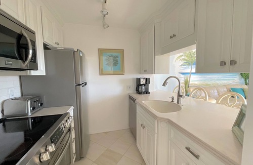 North Ocean City Condo | Luxury Escape! Fabulous Views! Ocean Front, Huge Private Balcony, Pool