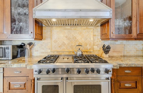Deer Valley House | Luxury Home, Central Location, Amazing Views, Game/Theater Rooms, Hot tub!