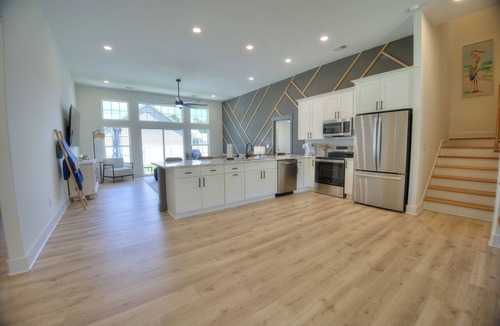 Little River House | Luxury Home w/Putting Green Near Beach