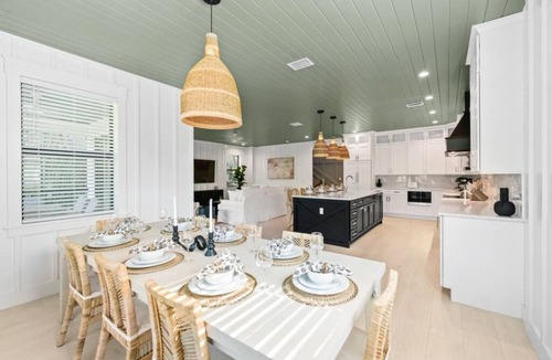 Sarasota House | Luxury Lido Escape w/Pool, Slide, Spa & Rooftop!