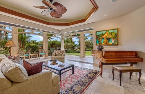 Kahaluu-Keauhou House | Luxury Oceanfront Oasis with Private Pool-Short Walk to Magic Sands Beach!