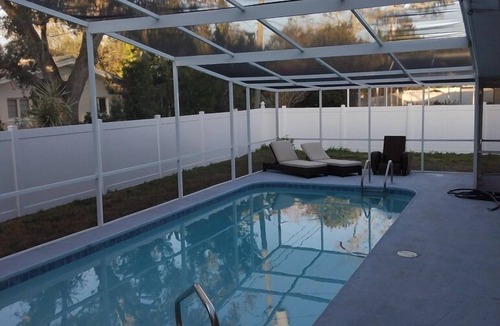 Harbor Bluffs House | Luxury Spacious 6 bedrooms Private Pool Spa 2 miles to Beach W/Heated huge pool