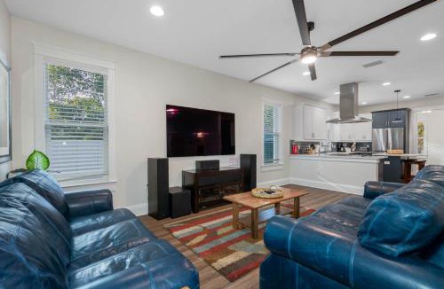 Riverside Heights House | Luxury Stay Heated Pool and Hot Tub Fenced Yard
