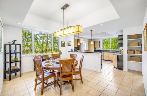 Kailua-Kona House | Manta Ray Manor - Oceanfront Gated Community, short walk to beach and town.