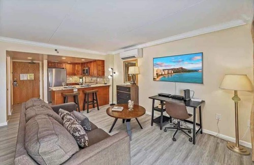 Waikiki Apartment | @ Marbella Lane - Ocean Marina View Ilikai Hotel