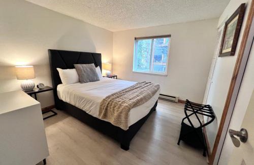 Warrior's Mark House | MARK5 - Mark IX Alpine Condo