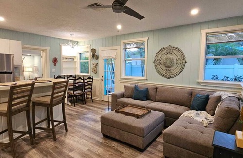 Sarasota Cottage | Mermaid Cottage