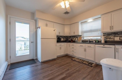 Eastward Look House | Meticulous Scarborough Beach Home!