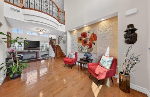 Milford House | Milford Quiet Coastal Retreat 3BR Sleeps 8 home