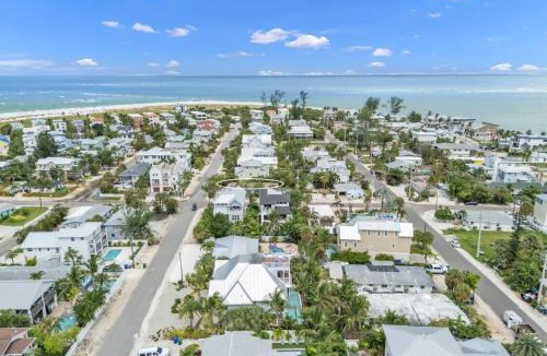Anna Maria House | Minnow 1