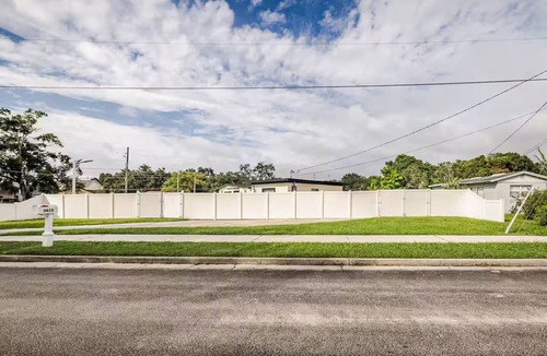 Southwest Orlando House | Modern family home - Pets allowed - Close to Disney
