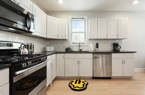 Lawrenceville House | Modern Lawrenceville 4BR w/Deck + 2 Car Garage w/EV Charger - Sleeps 11