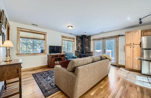 Black Hawk House | Moon Creek Cabin cabin
