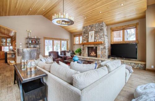 Warrior's Mark West House | Mountain Dream