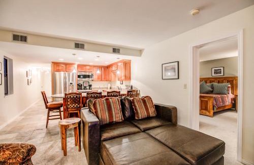 Frisco Apartment | Mountainside Pineview Condo: Cozy Frisco Retreat