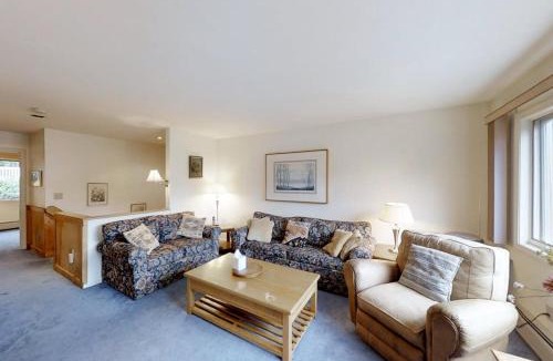 Stowe Area Apartment | Mountainside Resort: K105