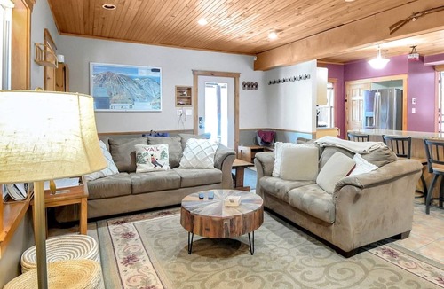Mount Holly House | Mt. Holly Retreat 2 Homes Hot Tubs Okemo